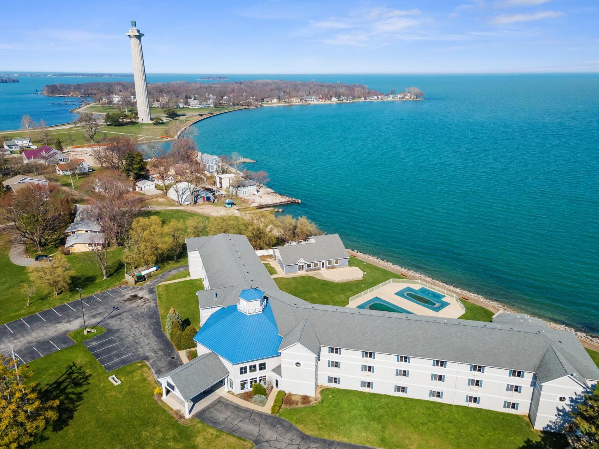 Bayshore Resort At Put-In-Bay Bagian luar foto