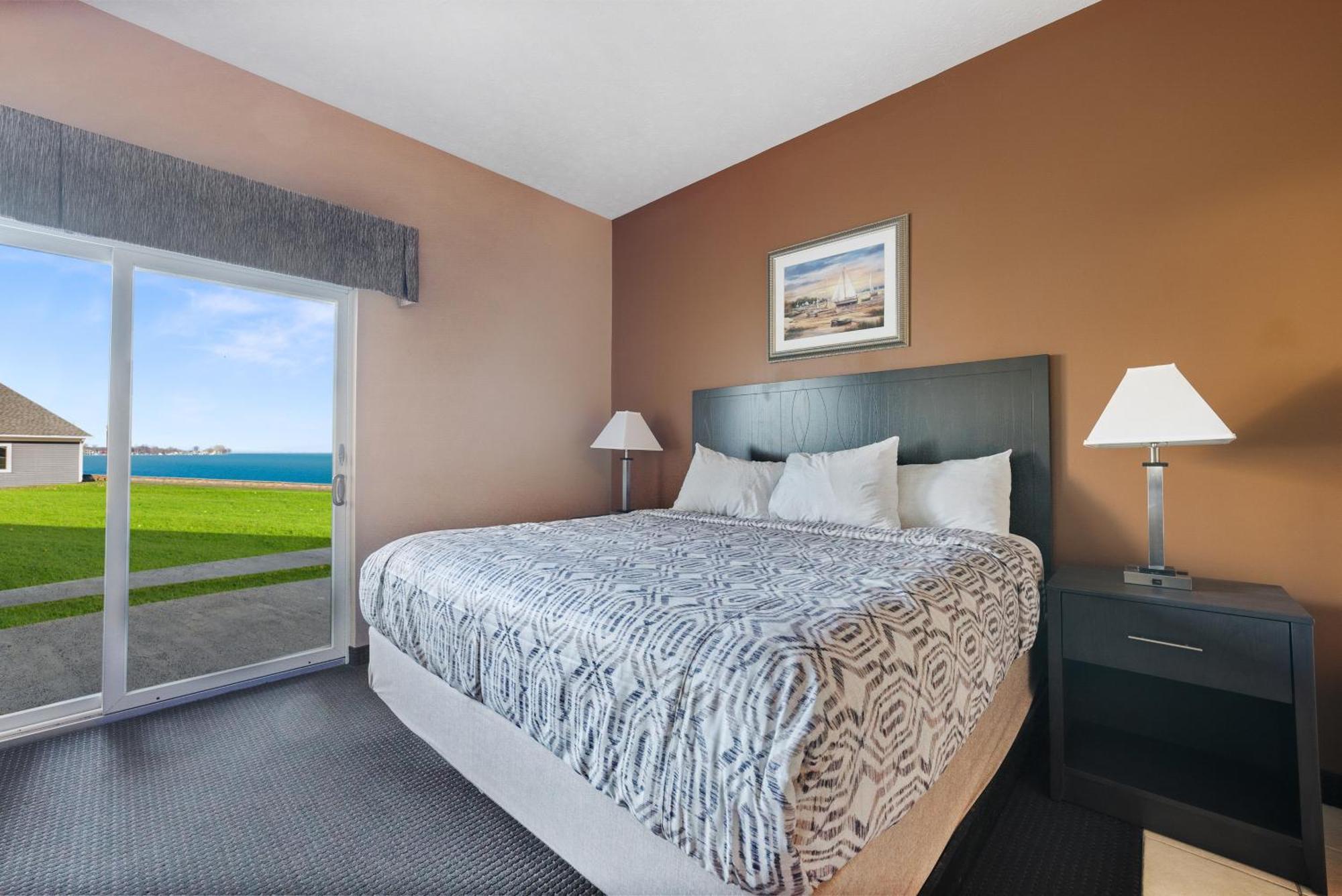 Bayshore Resort At Put-In-Bay Bagian luar foto